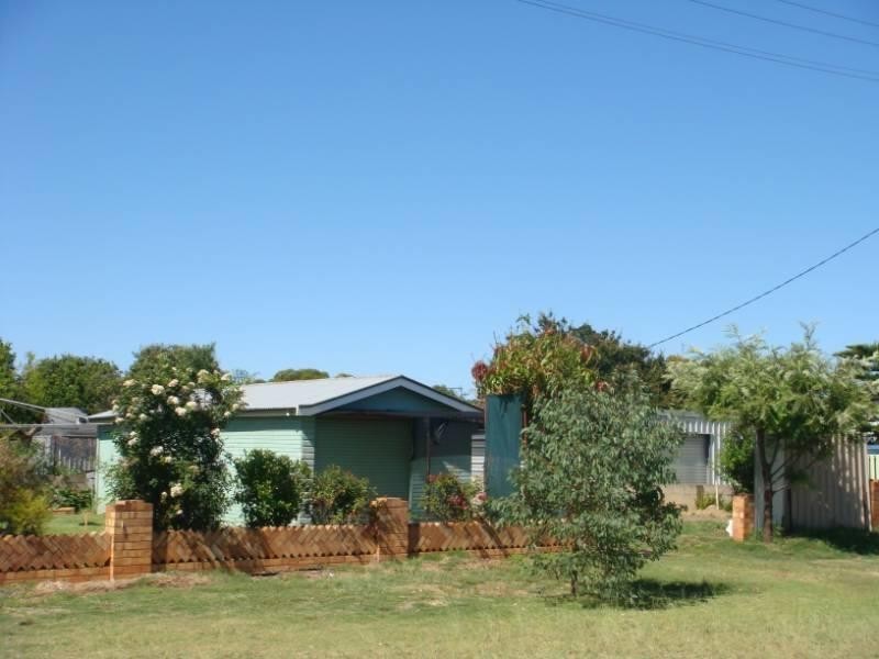 22 Windmill Road, Chinchilla QLD 4413