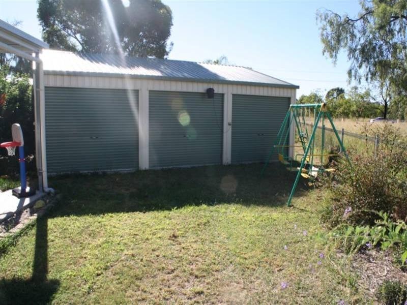 15 Stevenson Street, Chinchilla QLD 4413