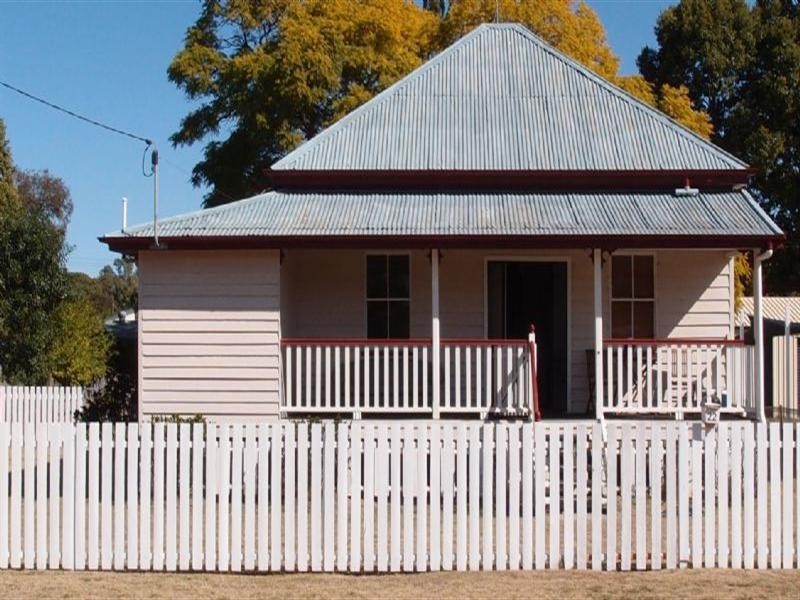 22 Claydon Street, Chinchilla QLD 4413