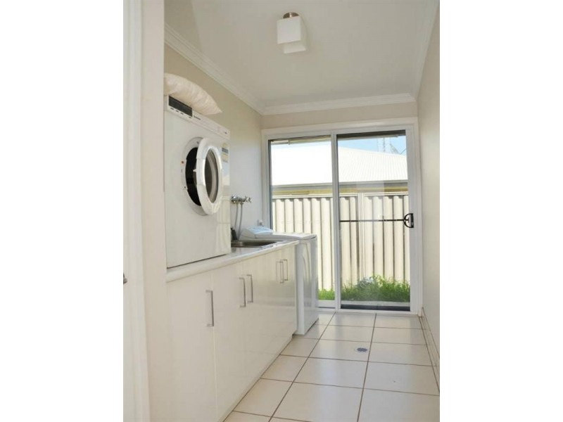 33 Pilkington Street, Chinchilla QLD 4413