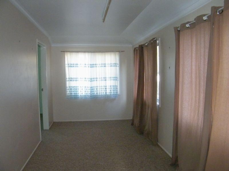 6 Dorney Street, Chinchilla QLD 4413