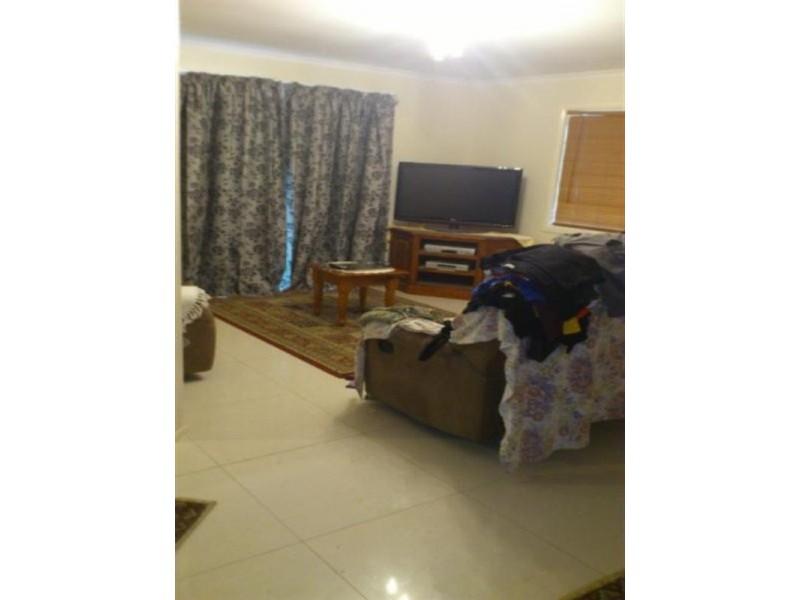 9 Downes Street, Chinchilla QLD 4413