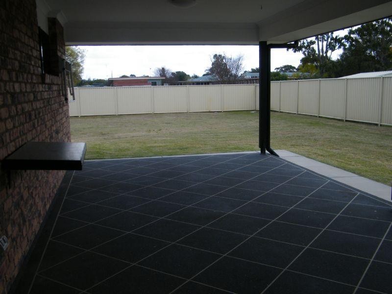 9 Back Avenue, Chinchilla QLD 4413