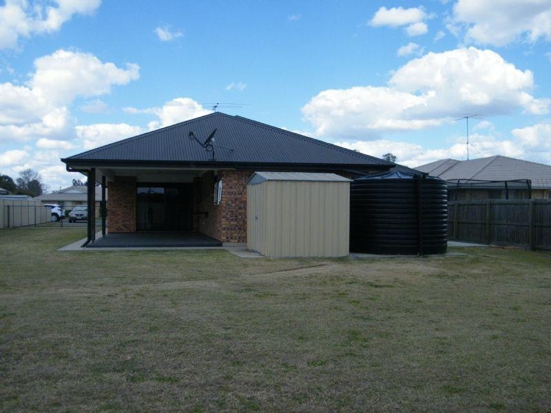 9 Back Avenue, Chinchilla QLD 4413