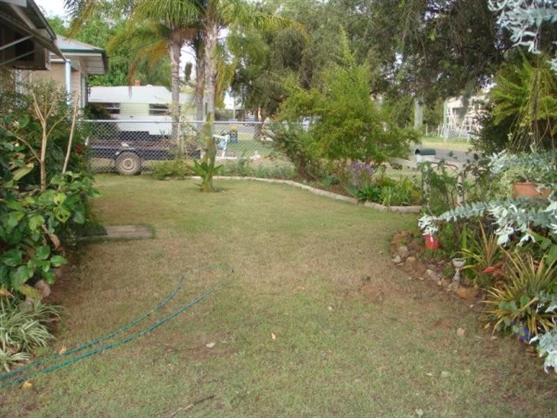 7 Castle Street, Chinchilla QLD 4413