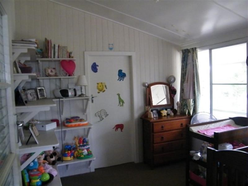 98-100 Wambo Street, Chinchilla QLD 4413