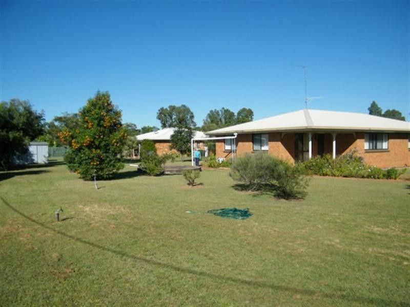 32 Barber Street, Chinchilla QLD 4413