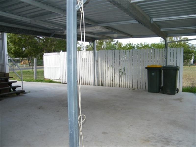 8 Helena Street, Chinchilla QLD 4413