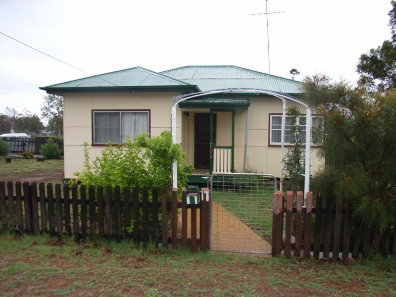 17 Wambo Street, Chinchilla QLD 4413