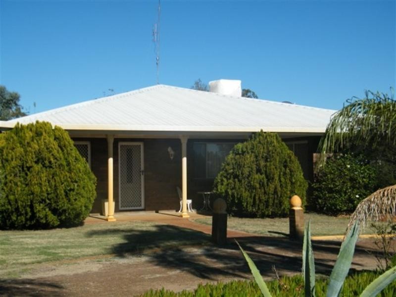 126 Windmill Road, Chinchilla QLD 4413