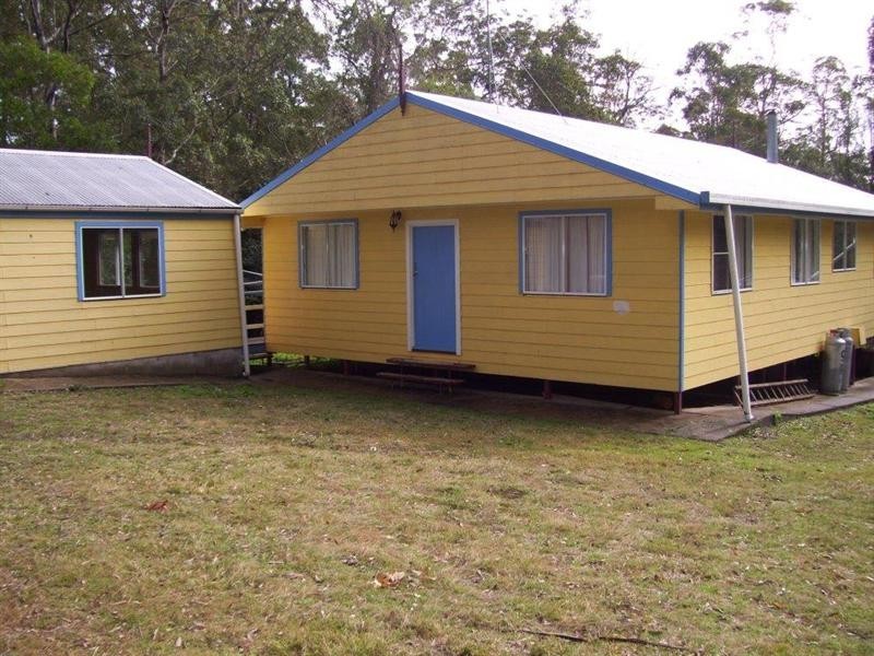 30 McErlean Road, Ravensbourne QLD 4352