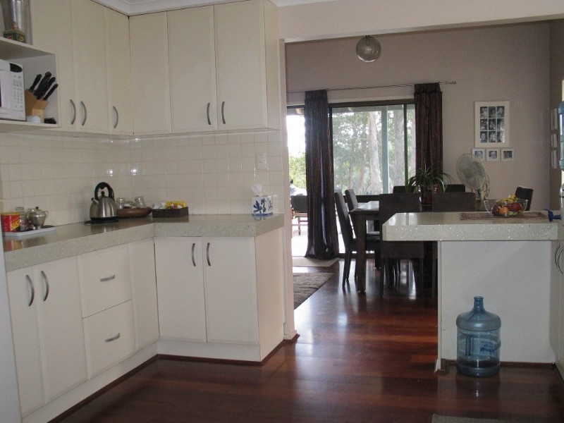 587 Perseverance Dam Road, Crows Nest QLD 4355