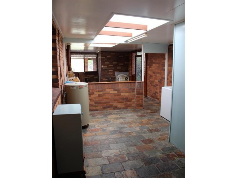 19 James Street, Crows Nest QLD 4355