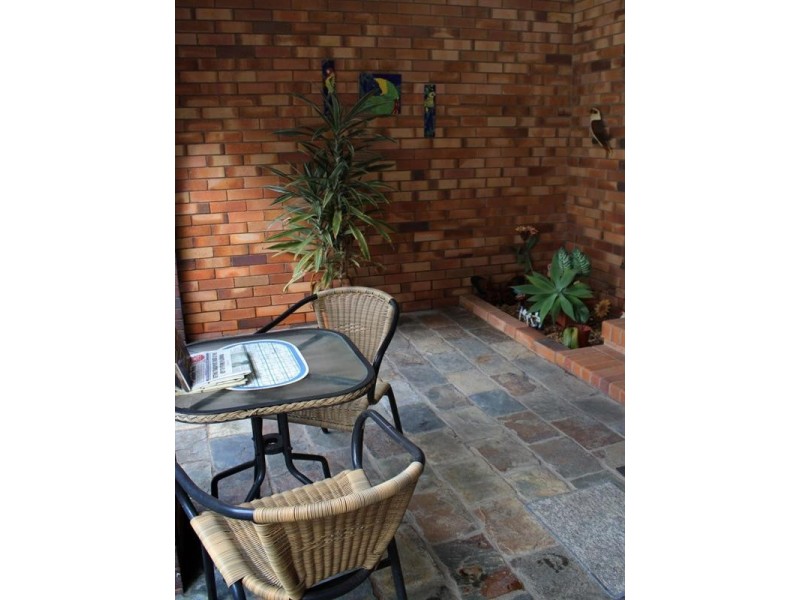 19 James Street, Crows Nest QLD 4355