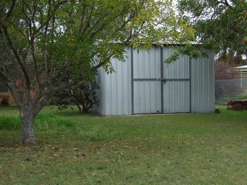 19 James Street, Crows Nest QLD 4355