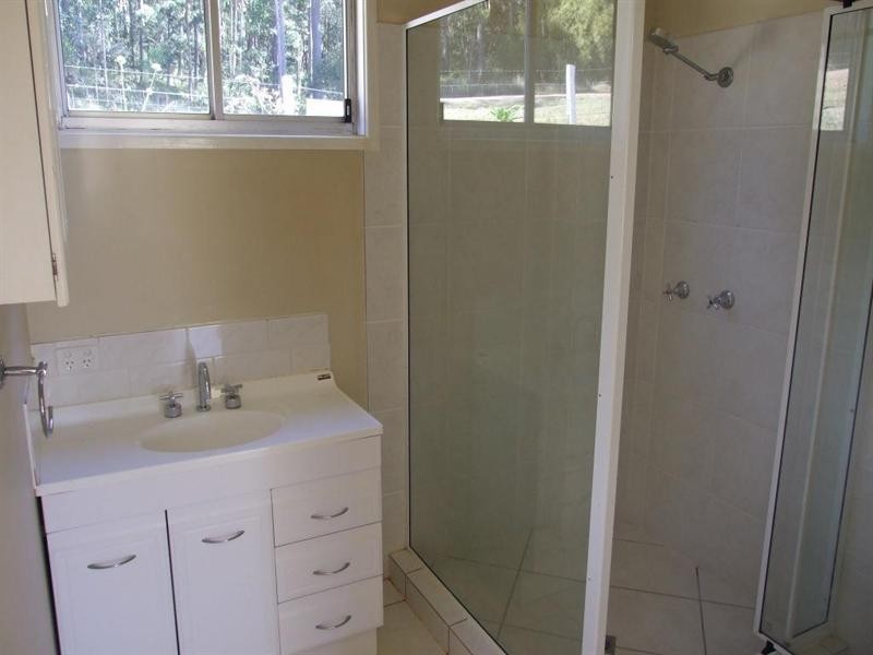 6 Yonder Lane, Cabarlah QLD 4352