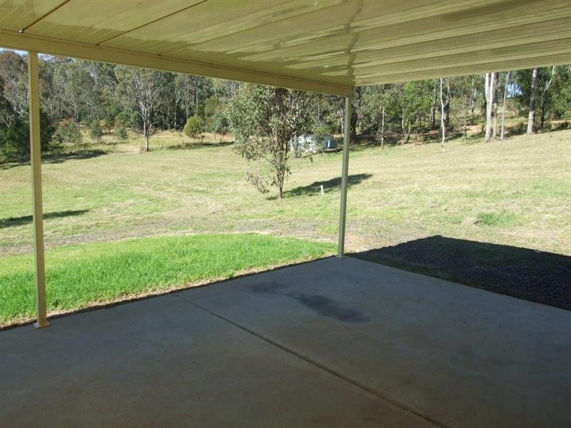 6 Yonder Lane, Cabarlah QLD 4352