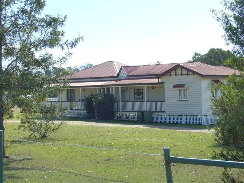 7217 New England Highway, Crows Nest QLD 4355