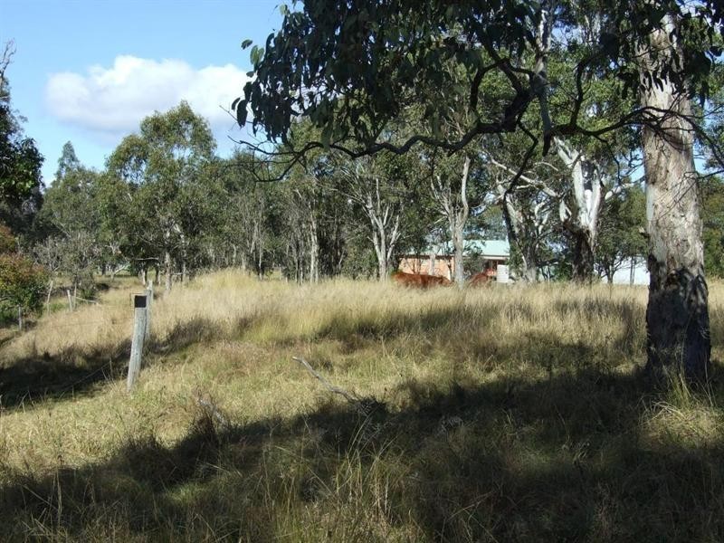 7217 New England Highway, Crows Nest QLD 4355