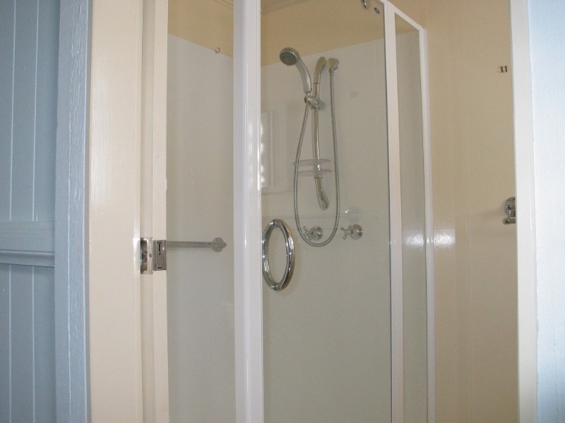 18 Nolan Street, Crows Nest QLD 4355