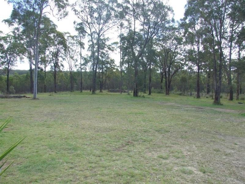 21 Pinnell Road, Crows Nest QLD 4355