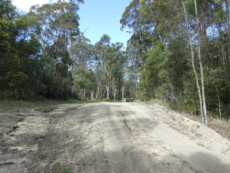 21 Pinnell Road, Crows Nest QLD 4355