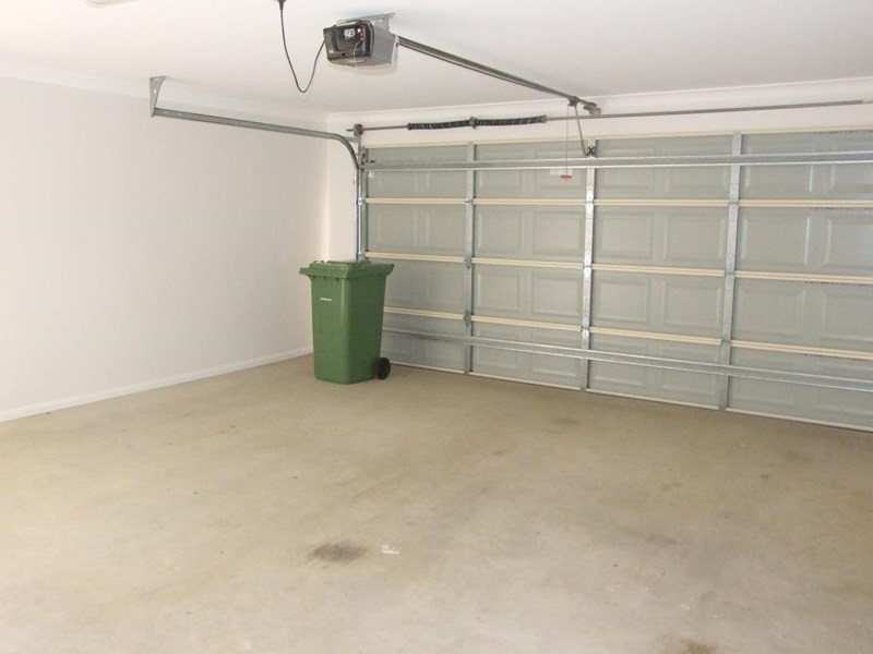 14 Samuel Avenue, Crows Nest QLD 4355