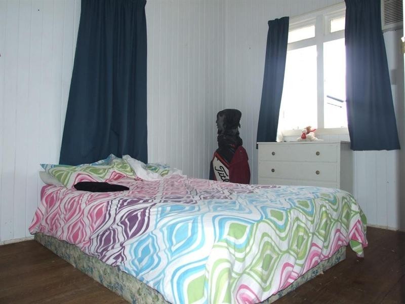 7 Jones Street, Crows Nest QLD 4355