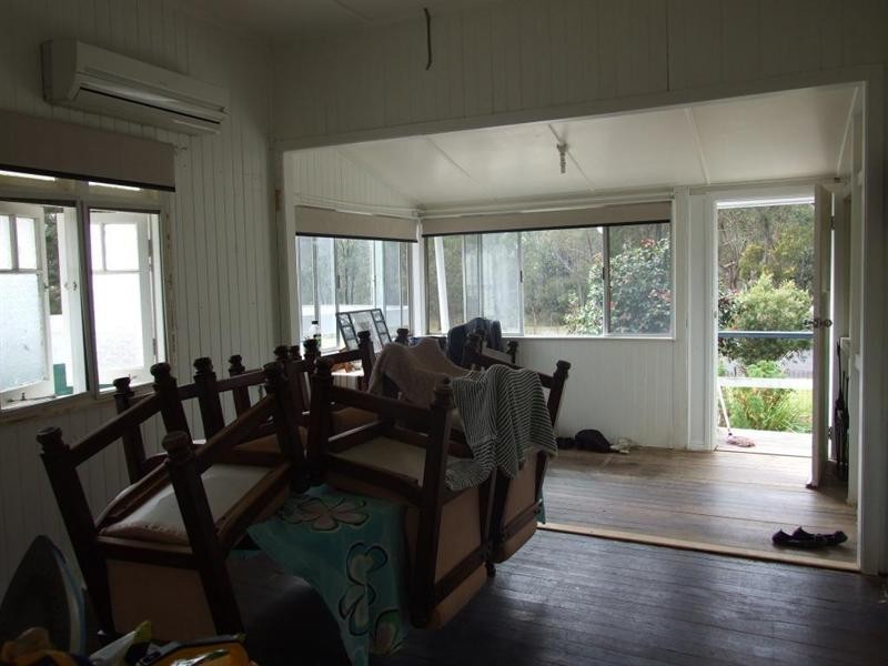 7 Jones Street, Crows Nest QLD 4355