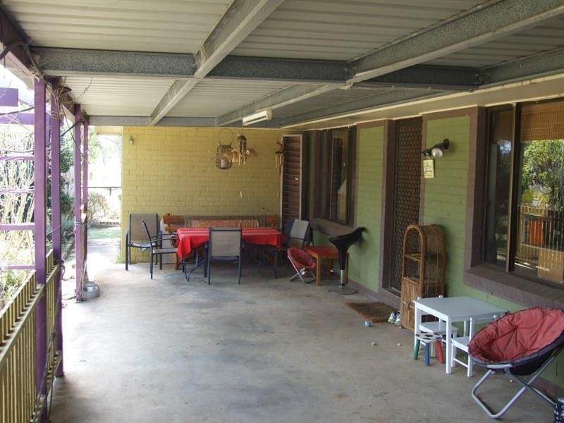 2 Eastside Road, Crows Nest QLD 4355