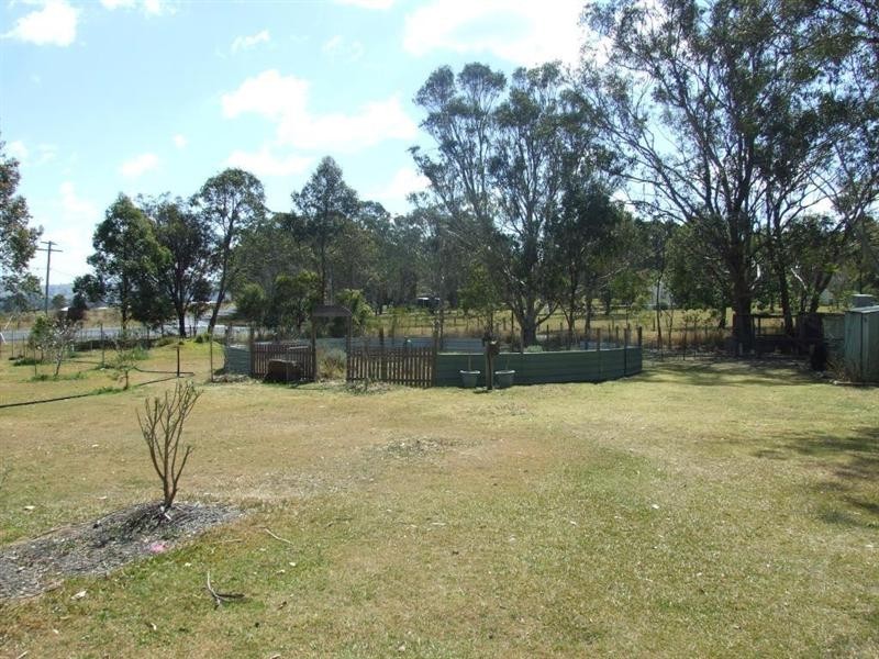 2 Eastside Road, Crows Nest QLD 4355