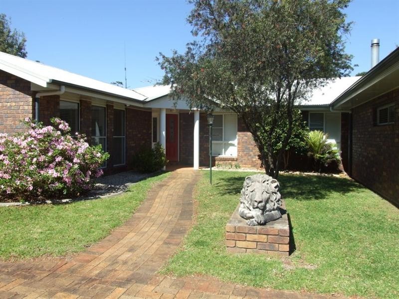 4 Wilkes Road, Hampton QLD 4352