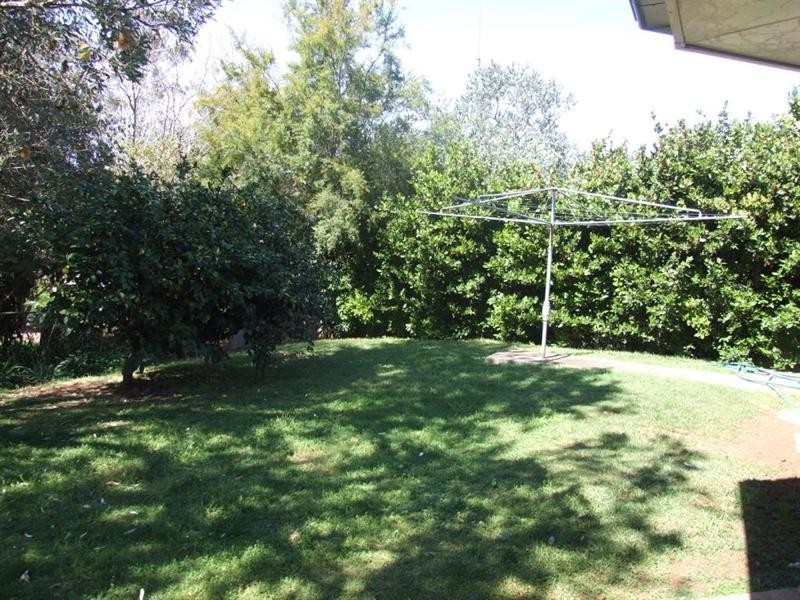 4 Wilkes Road, Hampton QLD 4352