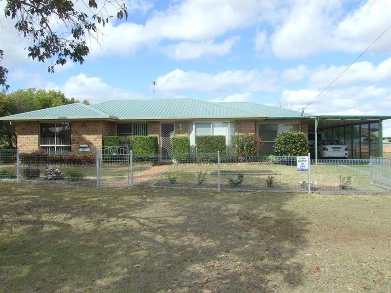 25 Charles Street, Crows Nest QLD 4355