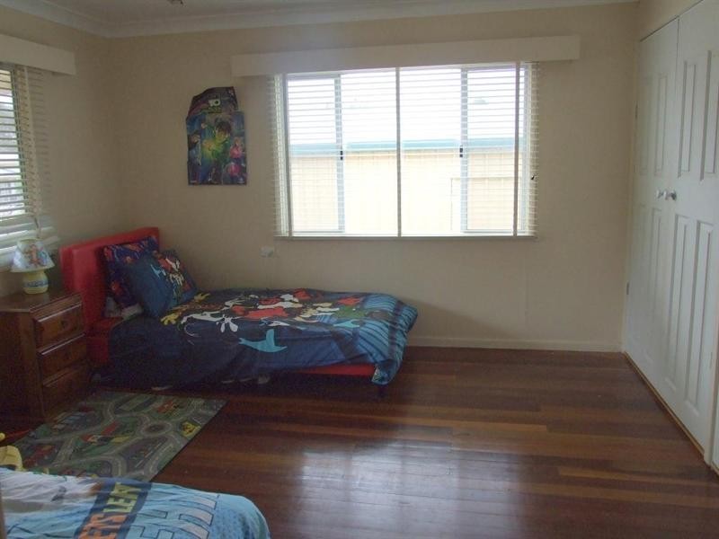 32 Andrews Road, Crows Nest QLD 4355