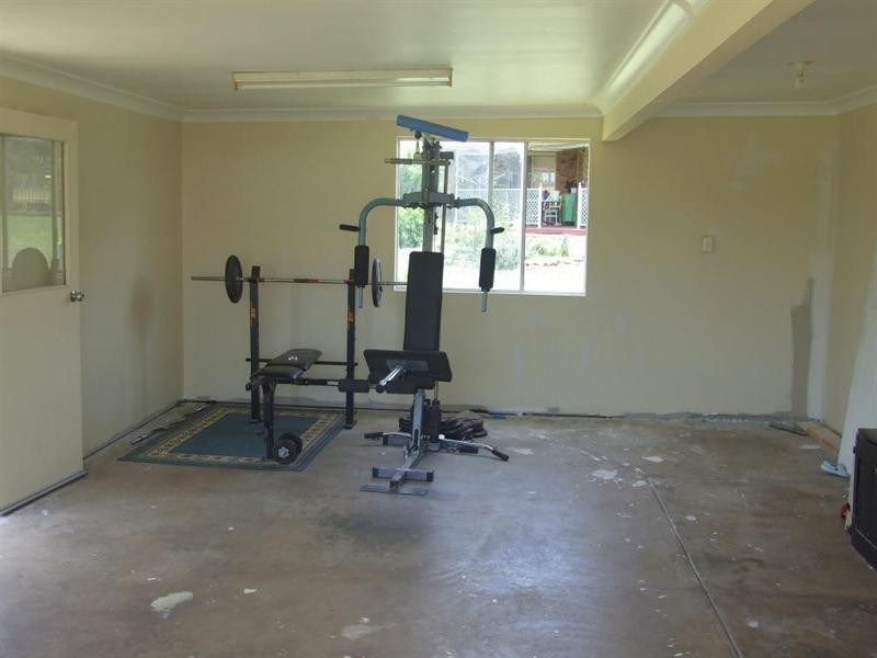 32 Andrews Road, Crows Nest QLD 4355