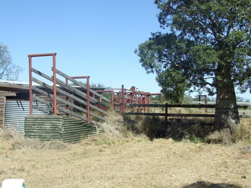 2024 Oakey-Cooyar Road, Goombungee QLD 4354