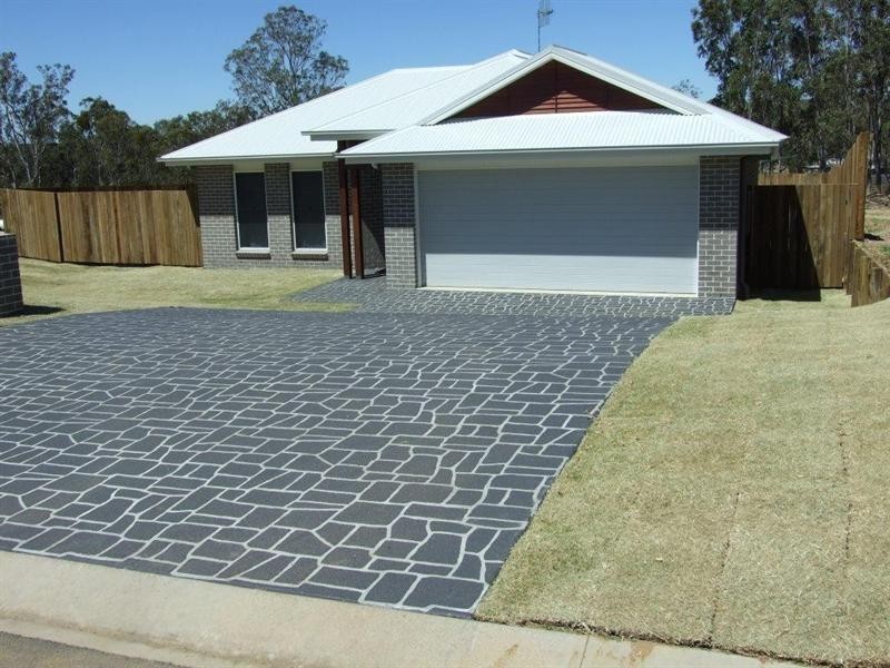 7 Lewis Street, Crows Nest QLD 4355