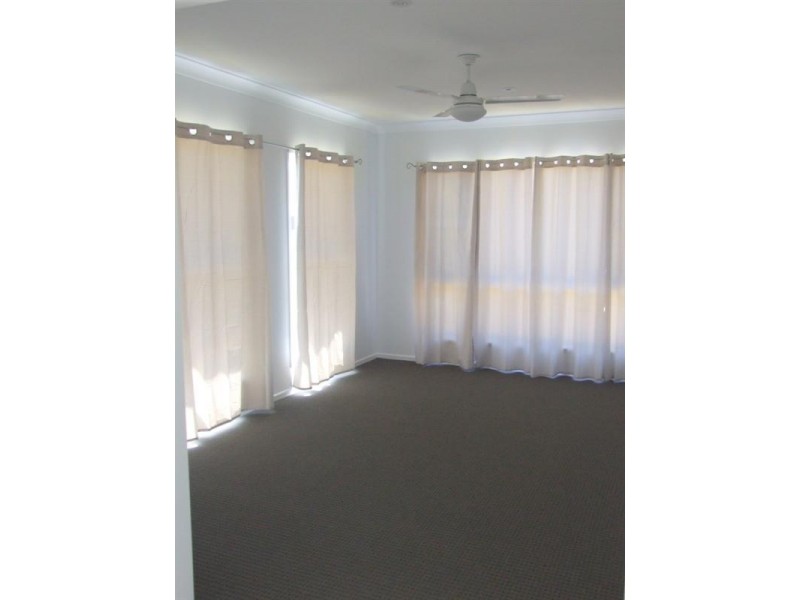 7 Lewis Street, Crows Nest QLD 4355