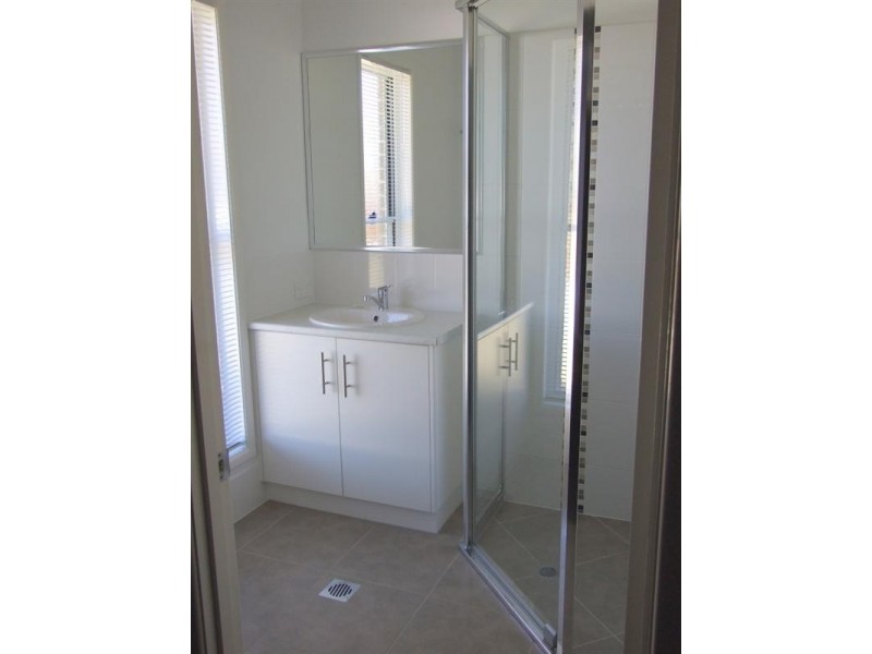 7 Lewis Street, Crows Nest QLD 4355