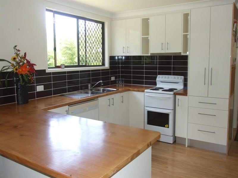 3 South Street, Crows Nest QLD 4355