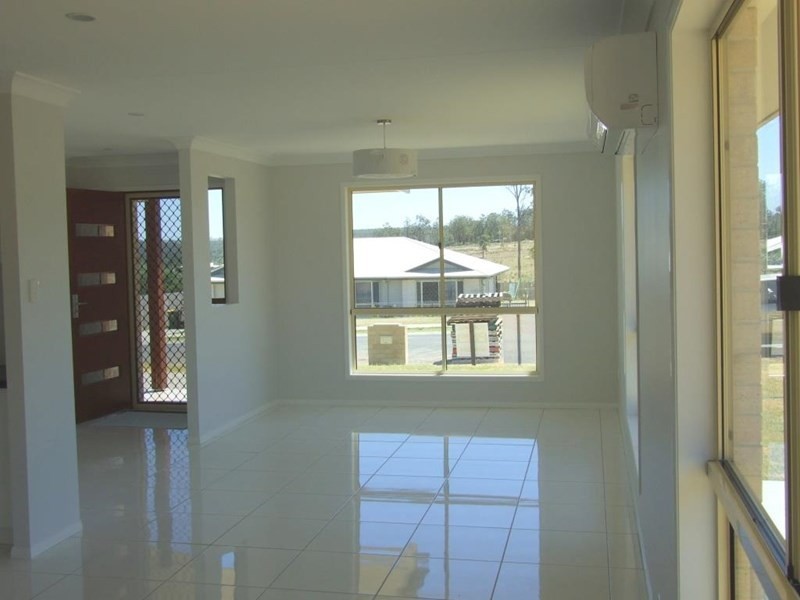 9 Cedarwood Drive, Crows Nest QLD 4355