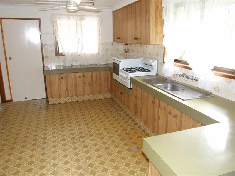 2 Junction Street, Crows Nest QLD 4355