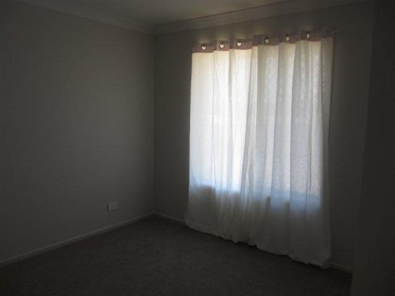 16 Naomi Drive, Crows Nest QLD 4355