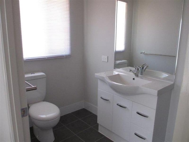 16 Naomi Drive, Crows Nest QLD 4355