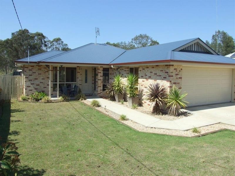 7 John Street, Crows Nest QLD 4355