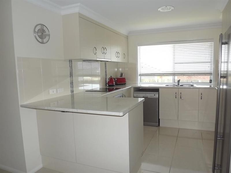 15 Naomi Drive, Crows Nest QLD 4355