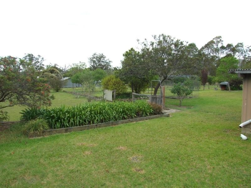 16 Charles Street, Crows Nest QLD 4355