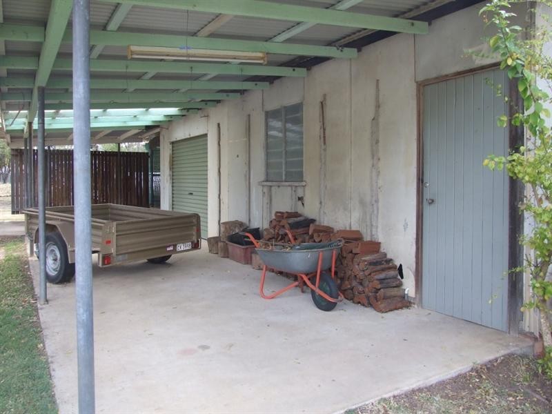 31 Thallon Street, Crows Nest QLD 4355