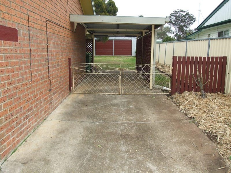 15 Gleeson Street, Crows Nest QLD 4355